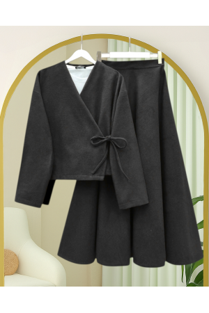 Önü Bağlamalı Etekli Kaşe Kimono Takım  -Siyah