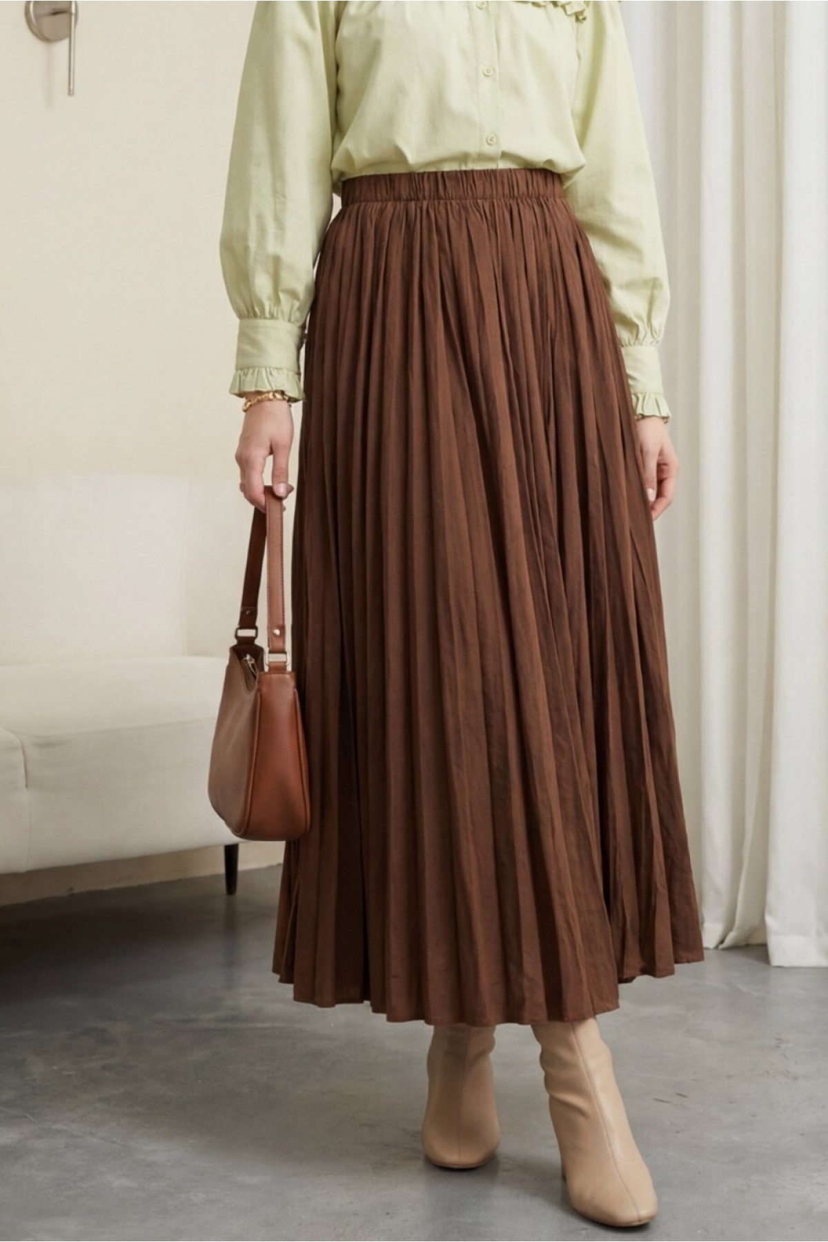 Elastic Waist Flared Skirt -Brown