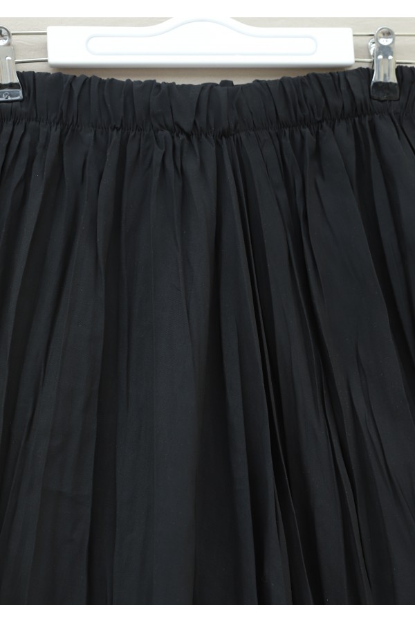 Elastic Waist Flared Skirt -Black