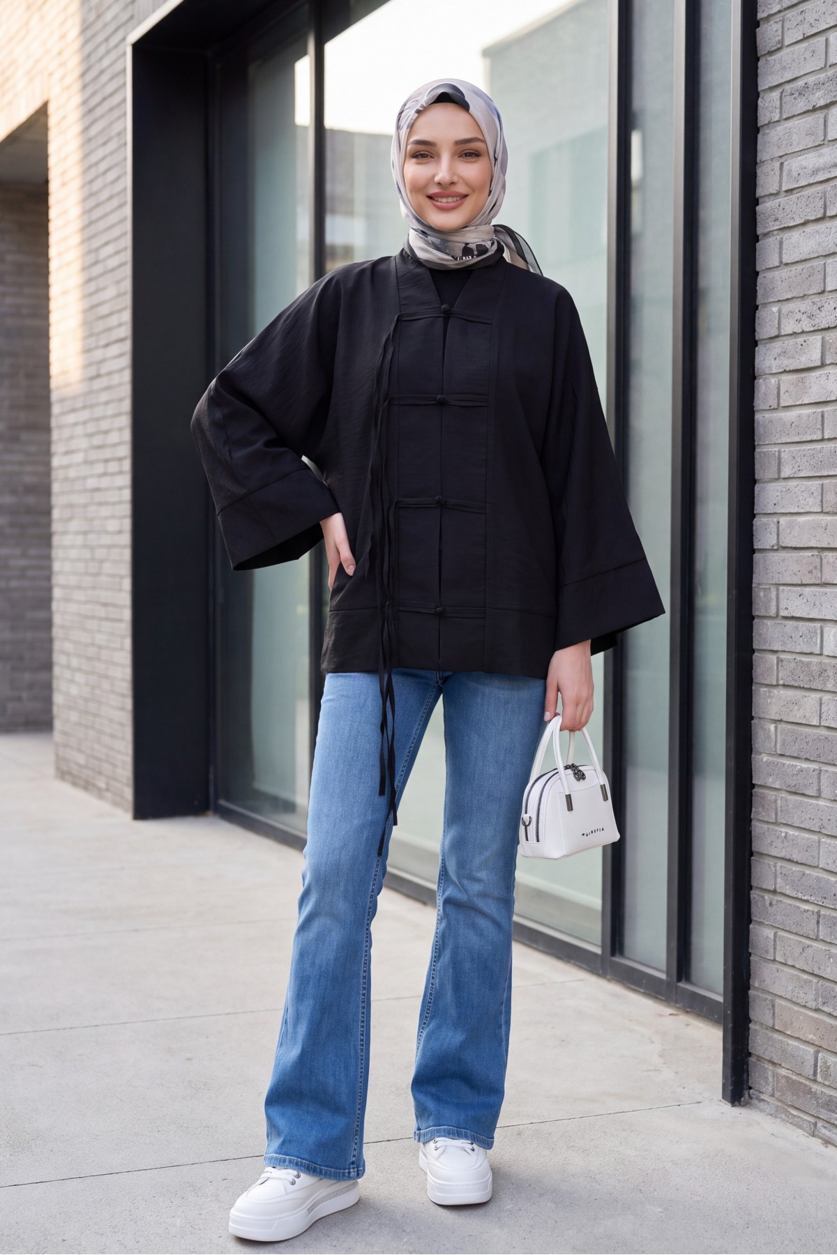 Chinese Knot Closure Mandarin Collar Parachute Kimono -Black
