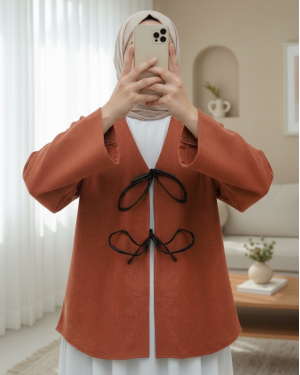 Laced Front Oval Cut Cashmere Kimono    -Brick color