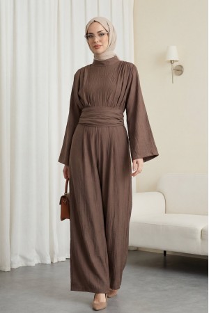 Dik Yaka Pilise Detaylı Cepli Kemerli Çilek Tulum -Kahve