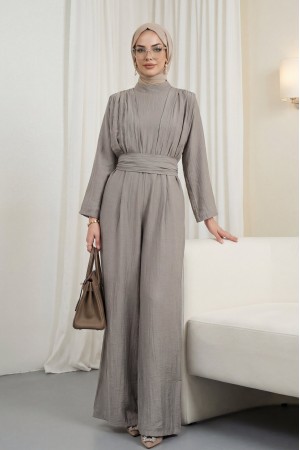 Dik Yaka Pilise Detaylı Cepli Kemerli Çilek Tulum -Toprak