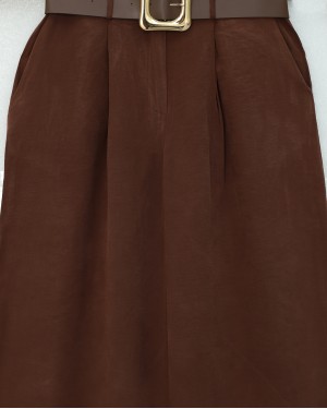 بنطلون كريب مودال واسع الساق مع حزام بإبزيم وخصر مطوي -بنى