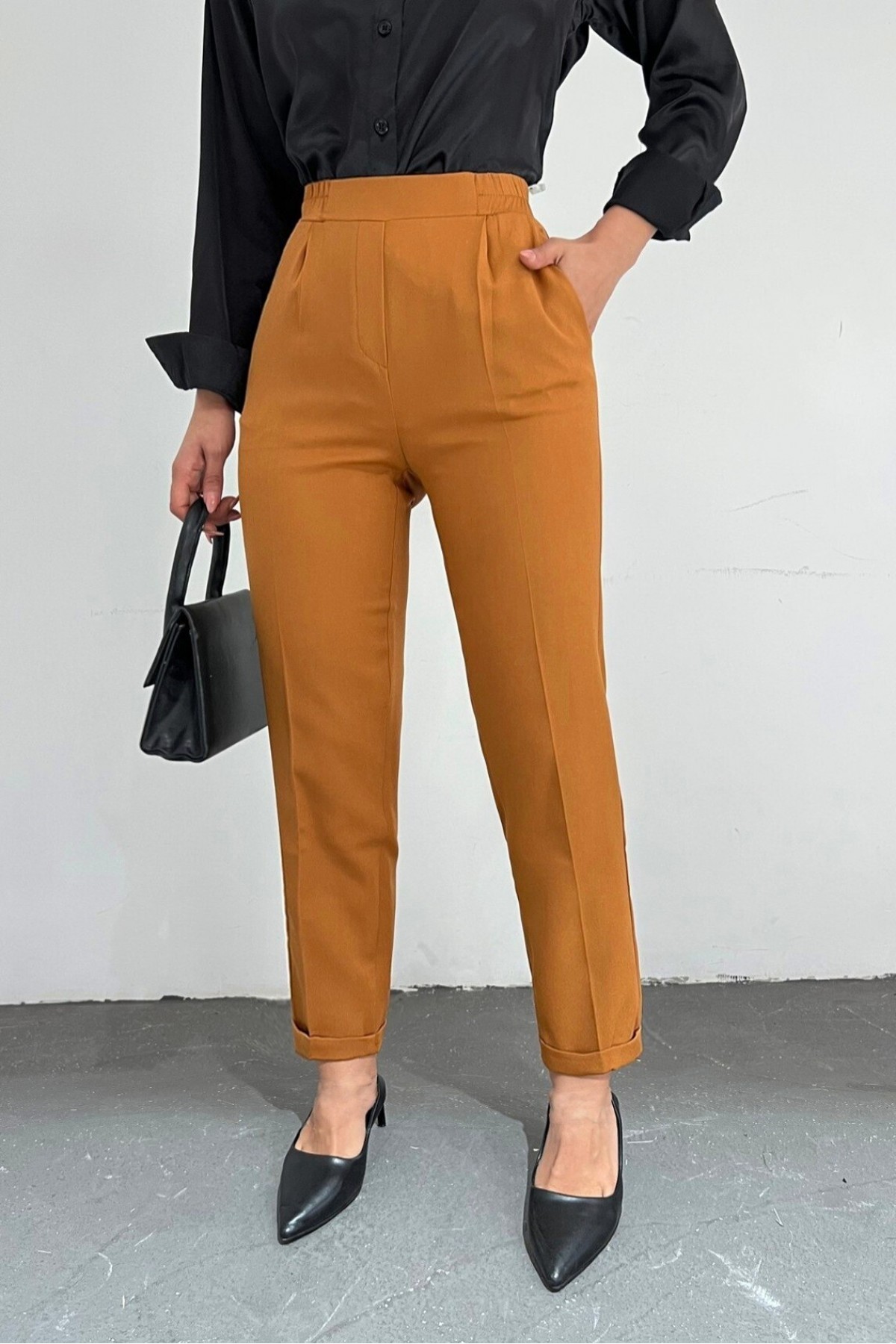  Waist Elastic Pants         -بني كاشف