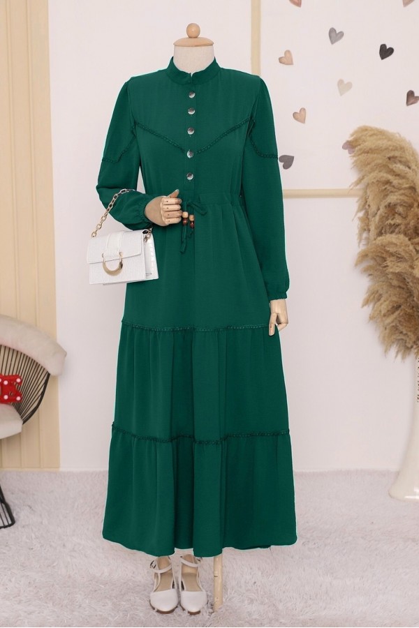 Half Buttoned Lace     -Emerald