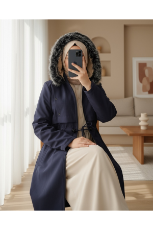 Metal Yıldız Detaylı Kapşonlu Uzun Kaban  -Laci