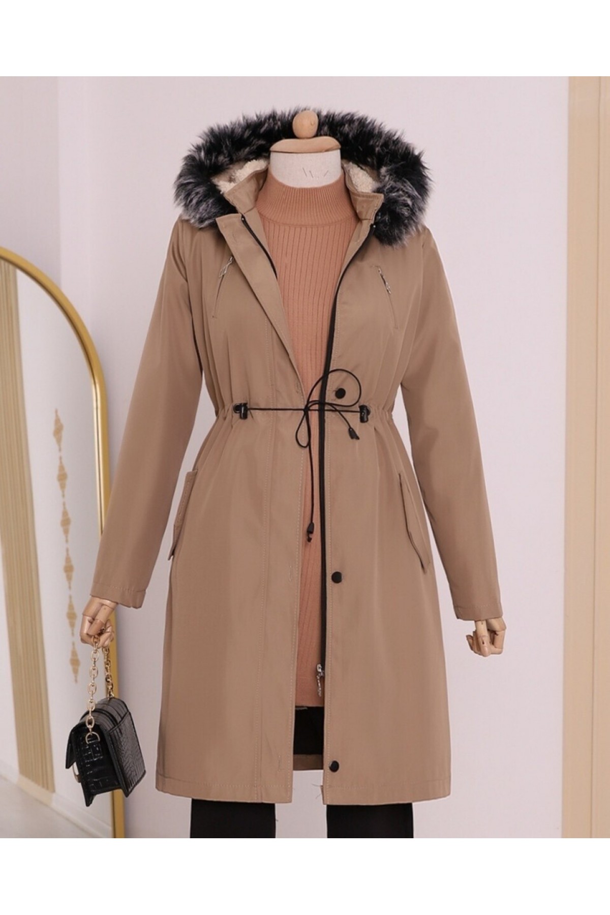 Pull -Light Mink