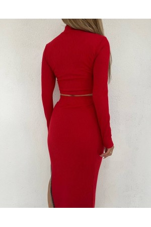 طقم شق تنورة قصيرة مزينة بشراشيب -أحمر