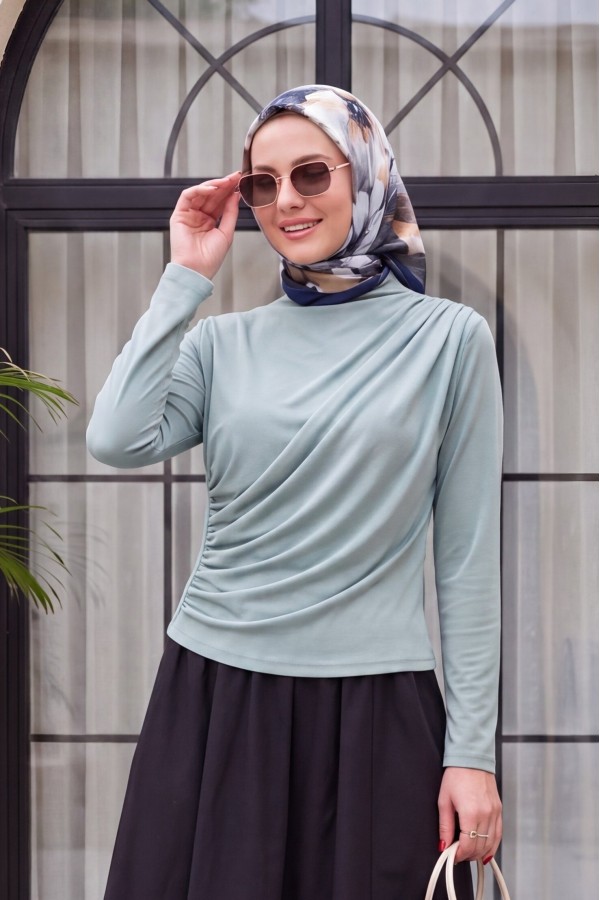 Yarım Boğaz Büzgülü Sandy Bluz         -Mint