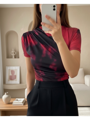 Bel Omuz Büzgülü Batik Baskı Sendy Bluz  -Kırmızı