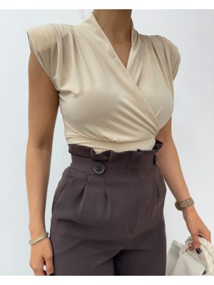 Sıfır Kol Vatkalı Kruvaze Model Sandy Bluz -Bej