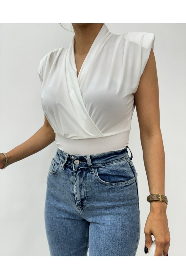 Zero Sleeve Padding Double Breasted Model Sandy Blouse -White