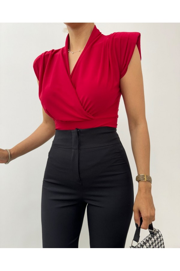 Zero Sleeve Padding Double Breasted Model Sandy Blouse -Maroon