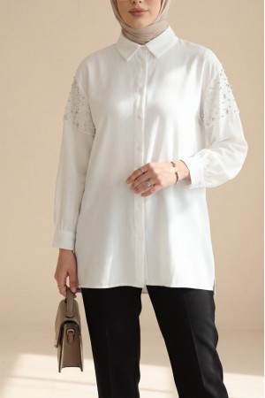 Omuzu Taş Detaylı Yırtmaçlı Düğmeli Cupra Gömlek -Beyaz