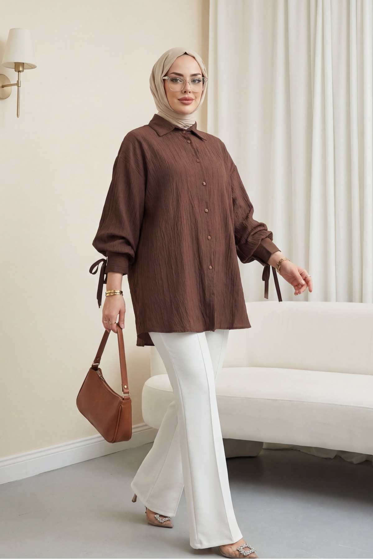 Strawberry Striped Shirt with Lace-Up Sleeves -Brown