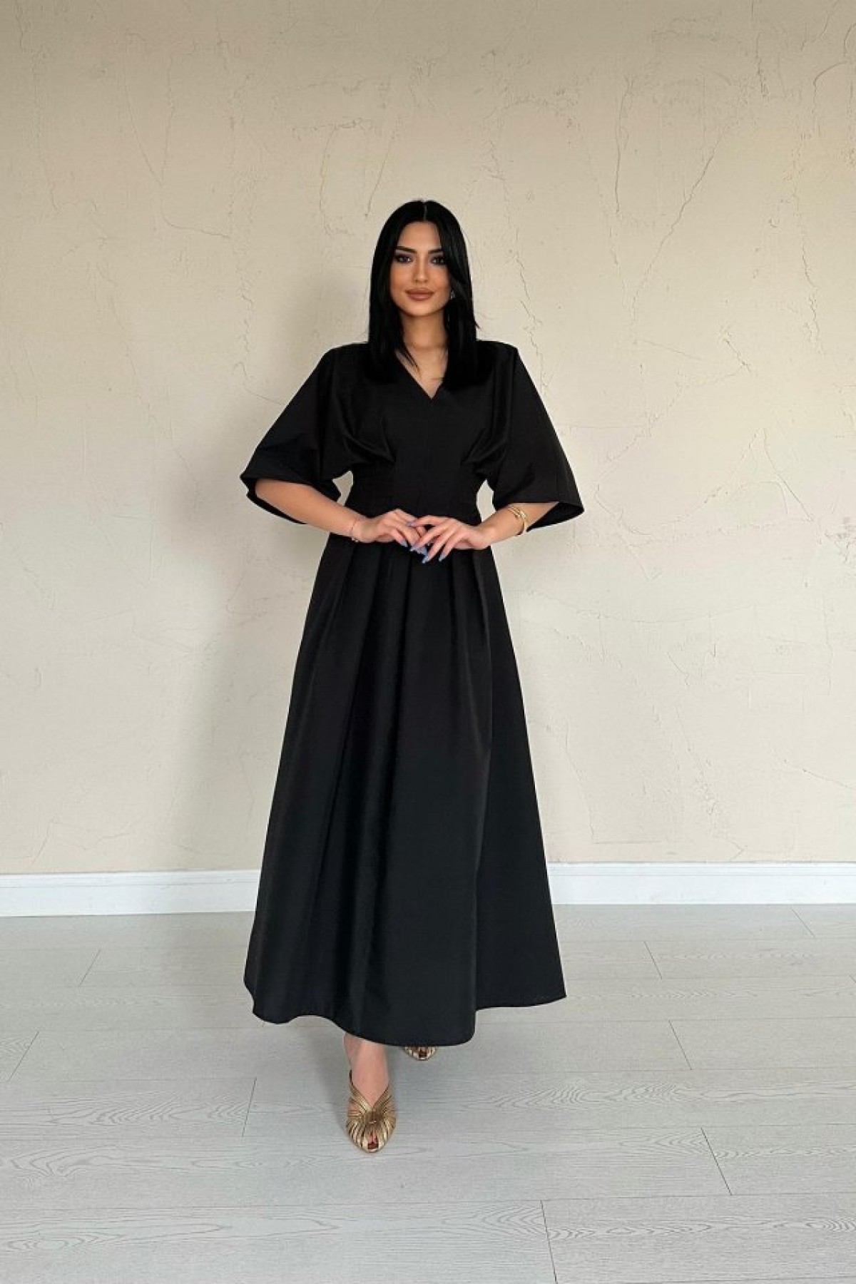 Black Pleated Long Dress