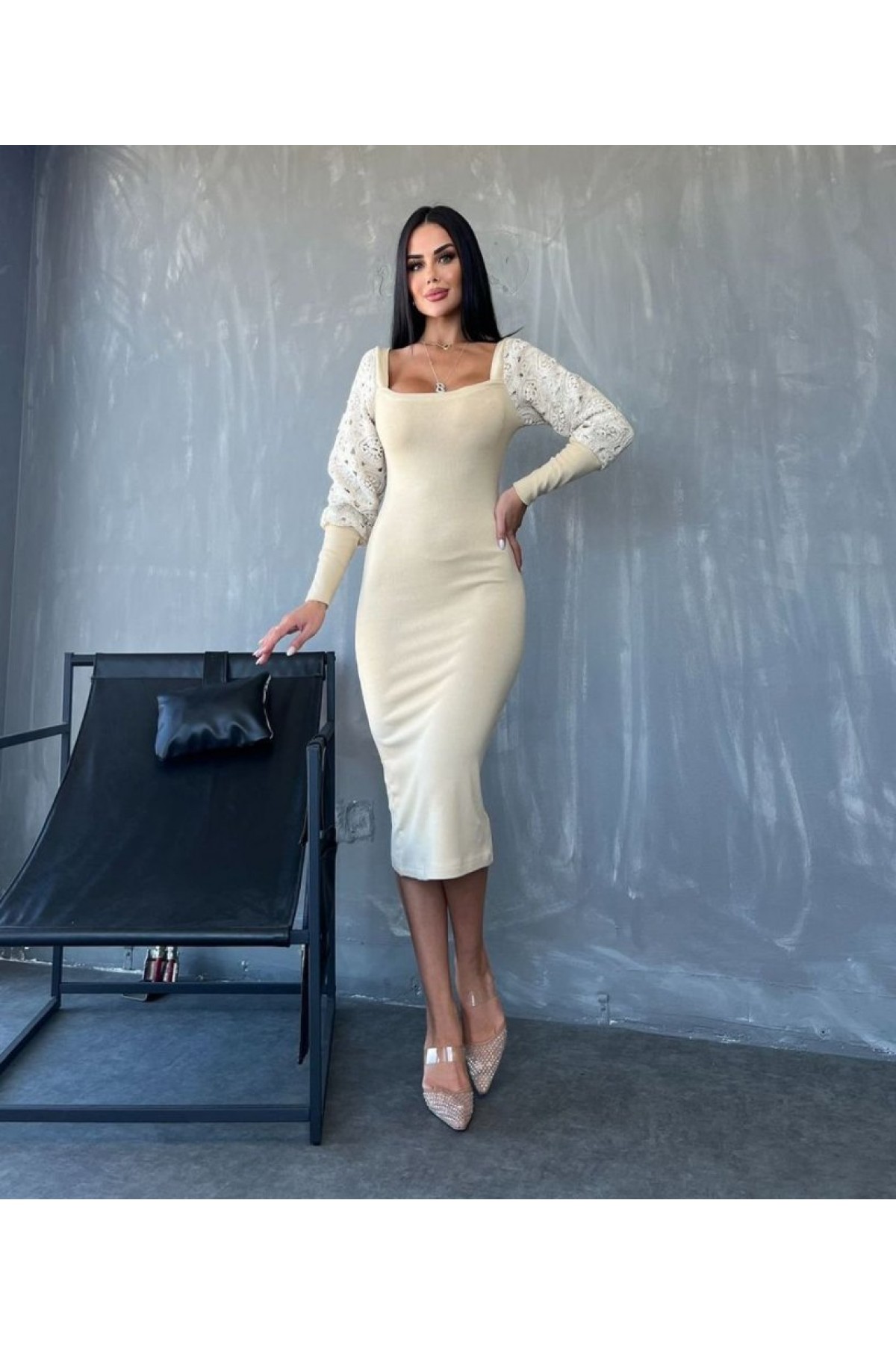 Women's Square Neck Sleeves Cuff and Tulle Detail Opportunity Midi Length Dress