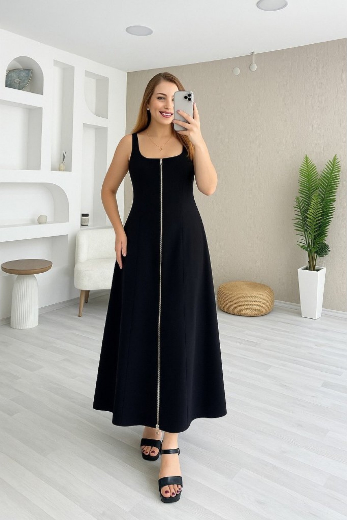 Women's Square Neck Zippered Wide Cut Janjan Crepe Dress with Straps