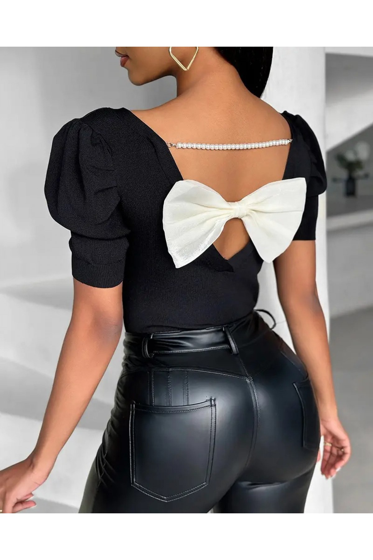 Women's Short Sleeve Back Pearl and Ribbon Detail Watermelon Sleeve Domestic Crepe Blouse. 109 Pieces Standard Size, Rest 3 Sizes