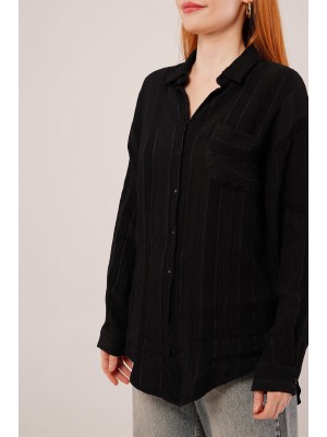 Hakim Yaka Çizgili Cep Detaylı Siyah Gömlek