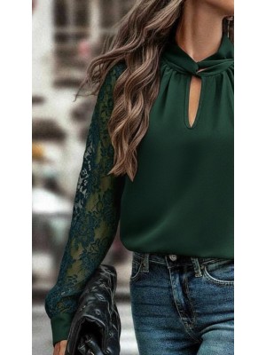 Kadın Uzun Kollu Göğüs Pencere Detay Yaka Boğazlı Kolları Tüllü Sandy Bluz