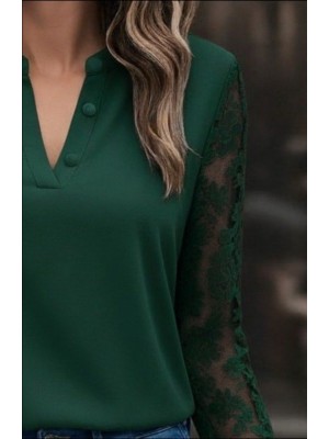 Kadın Uzun Kollu Yaka Düğme Detay Güpürlü Kol Krep Bluz