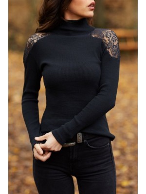 Kadın Uzun Kollu Balıkçı Yaka Omuzları Dantel Detay Kaşkorse Kumaş Bluz