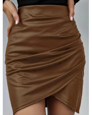 Kadın Yüksek Bel Yandan Fermuarlı Pileli Mini Deri Etek