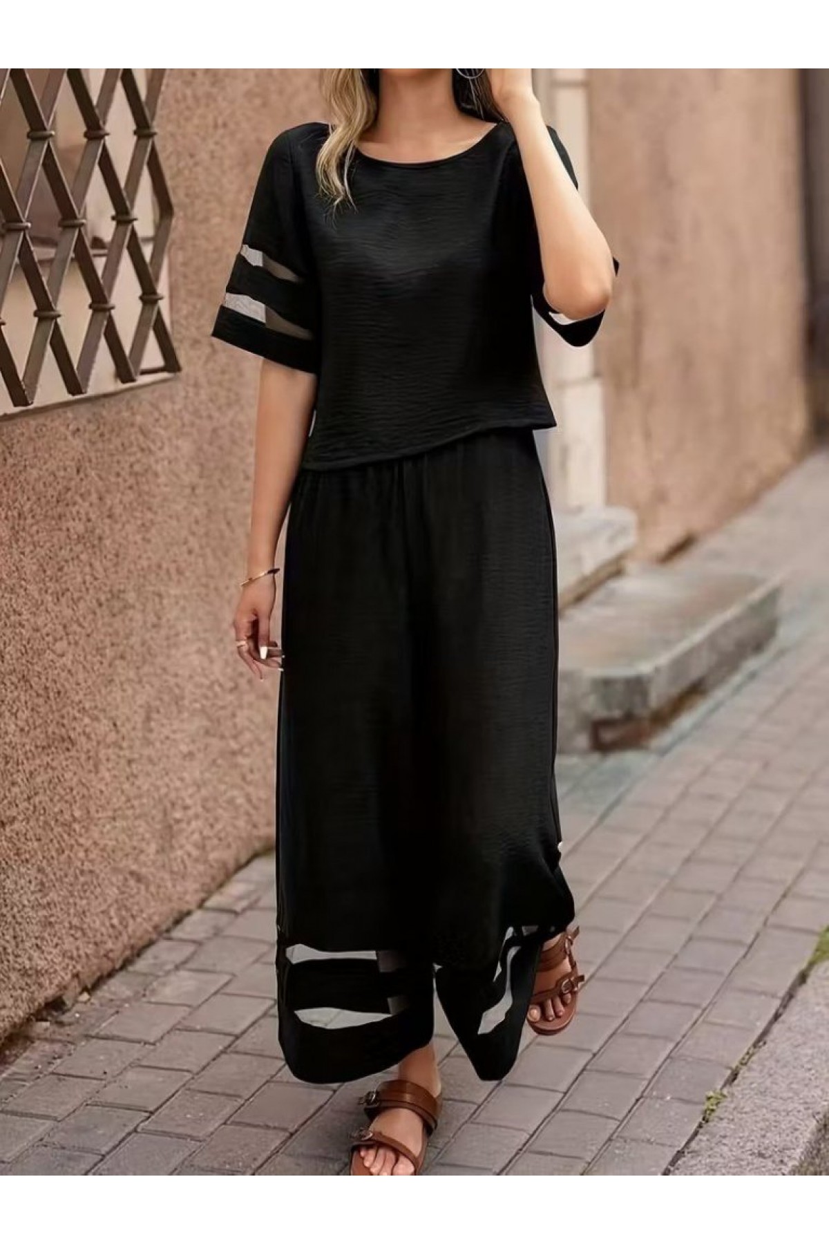 Women's Short-Sleeved Crew Neck Blouse and Pants Two-Piece Set with Tulle Ribbon Detail