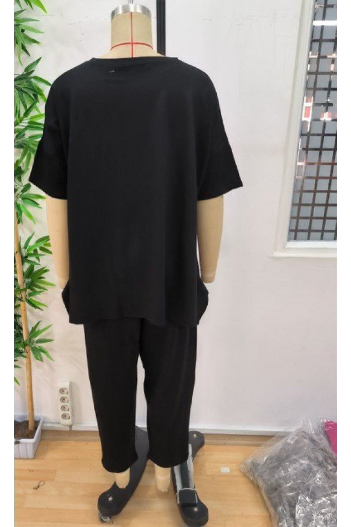 Women's Short-Sleeve Crew Neck Viscose Two-Thread Blouse and Pants Two-Piece Set