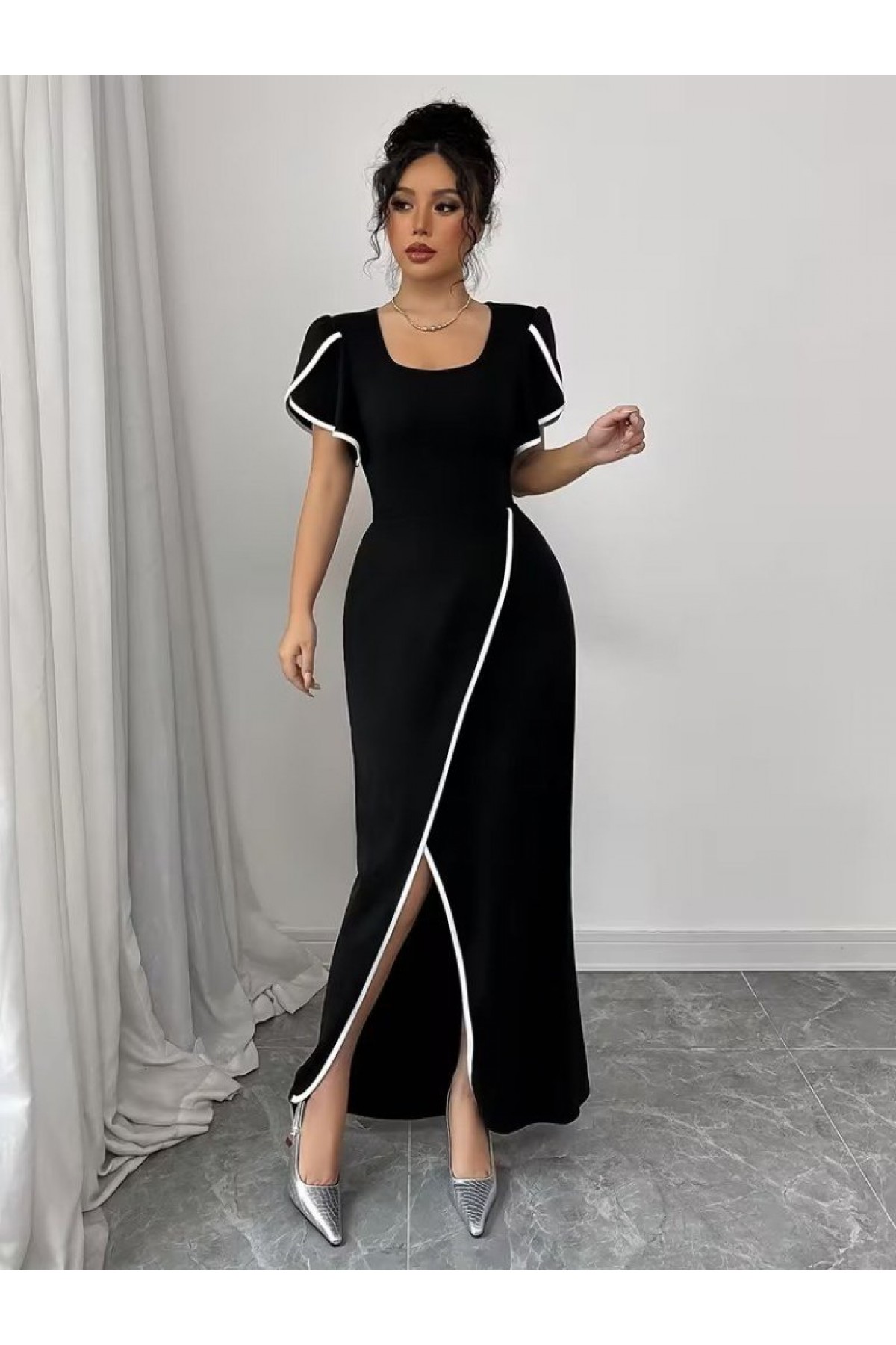 Women's Short-Sleeved Square Neck Crepe Dress with Front Cross-Cut Detail