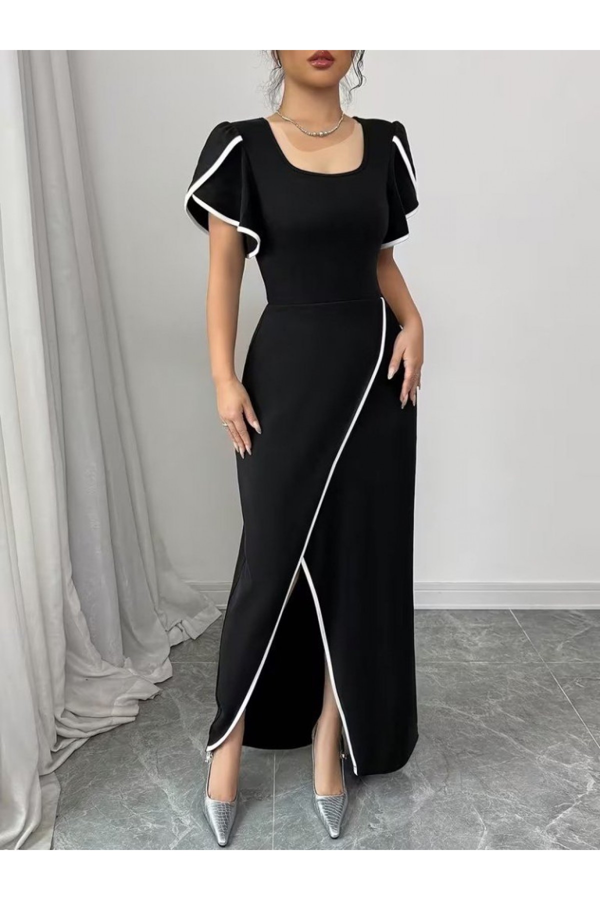 Women's Short-Sleeved Square Neck Crepe Dress with Front Cross-Cut Detail