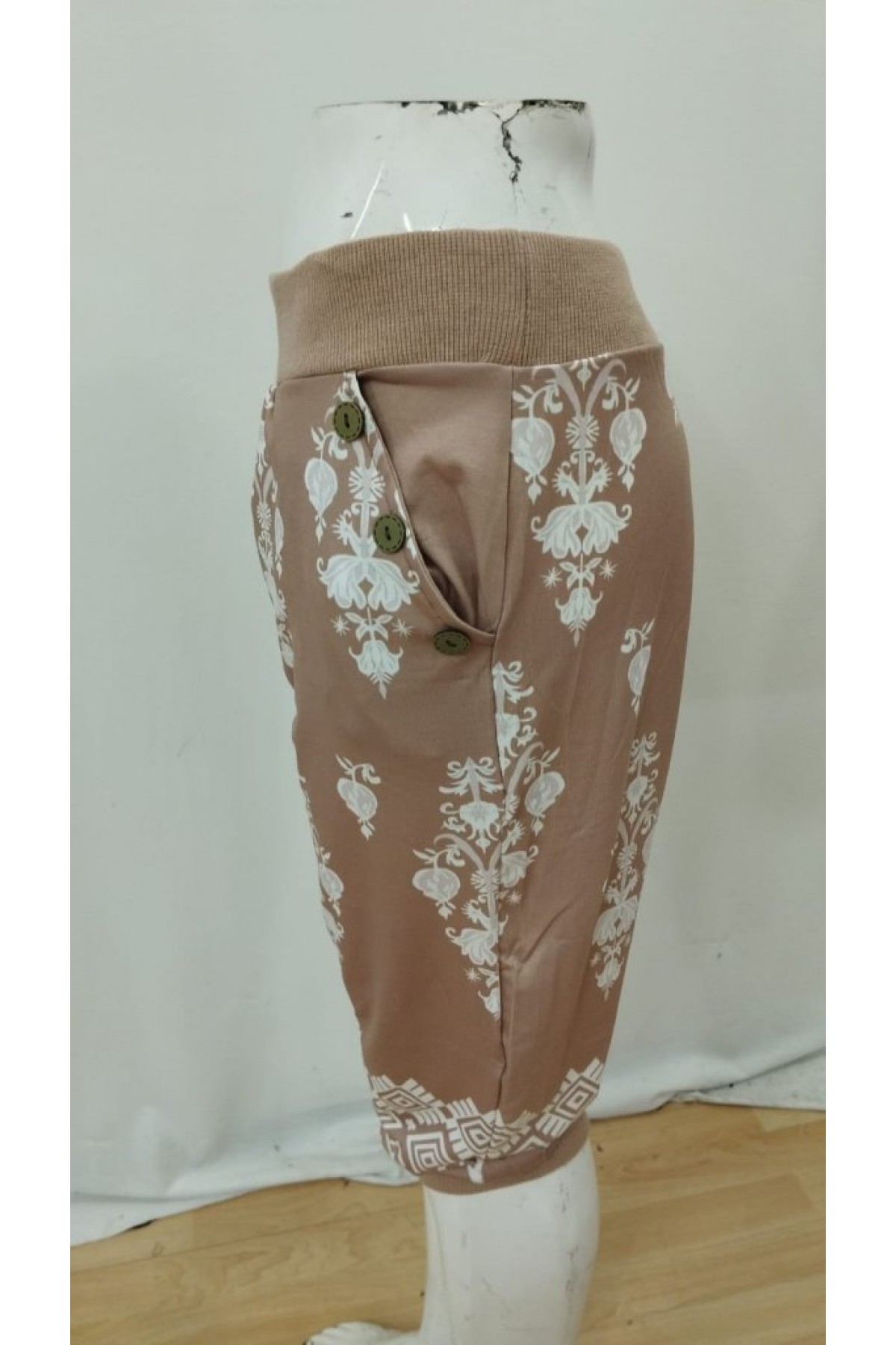 Women's Elastic Waist Ethnic Patterned Capri Supreme Pants