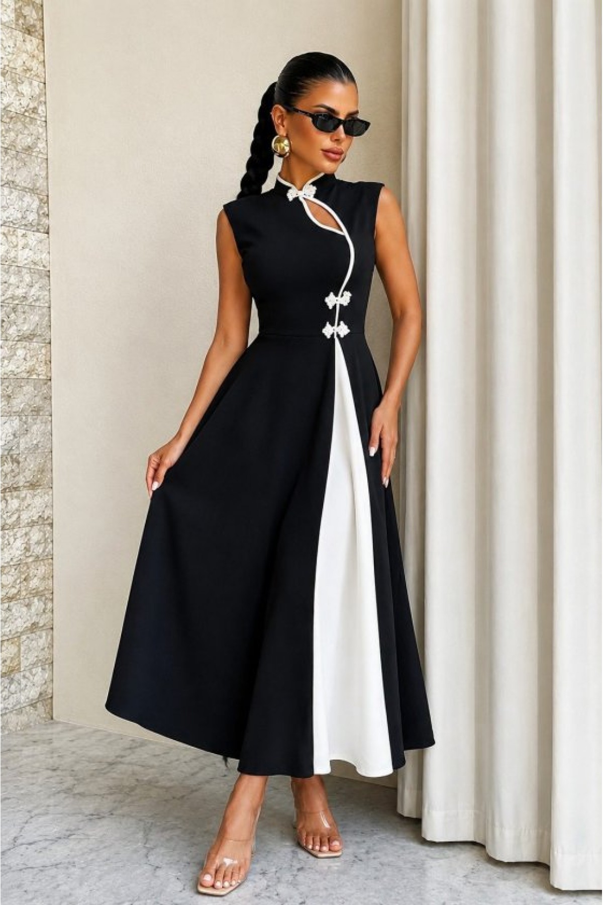 Women's Sleeveless, Stand-Up Collar, Teardrop Detail, Gentle Button Long Crepe Dress