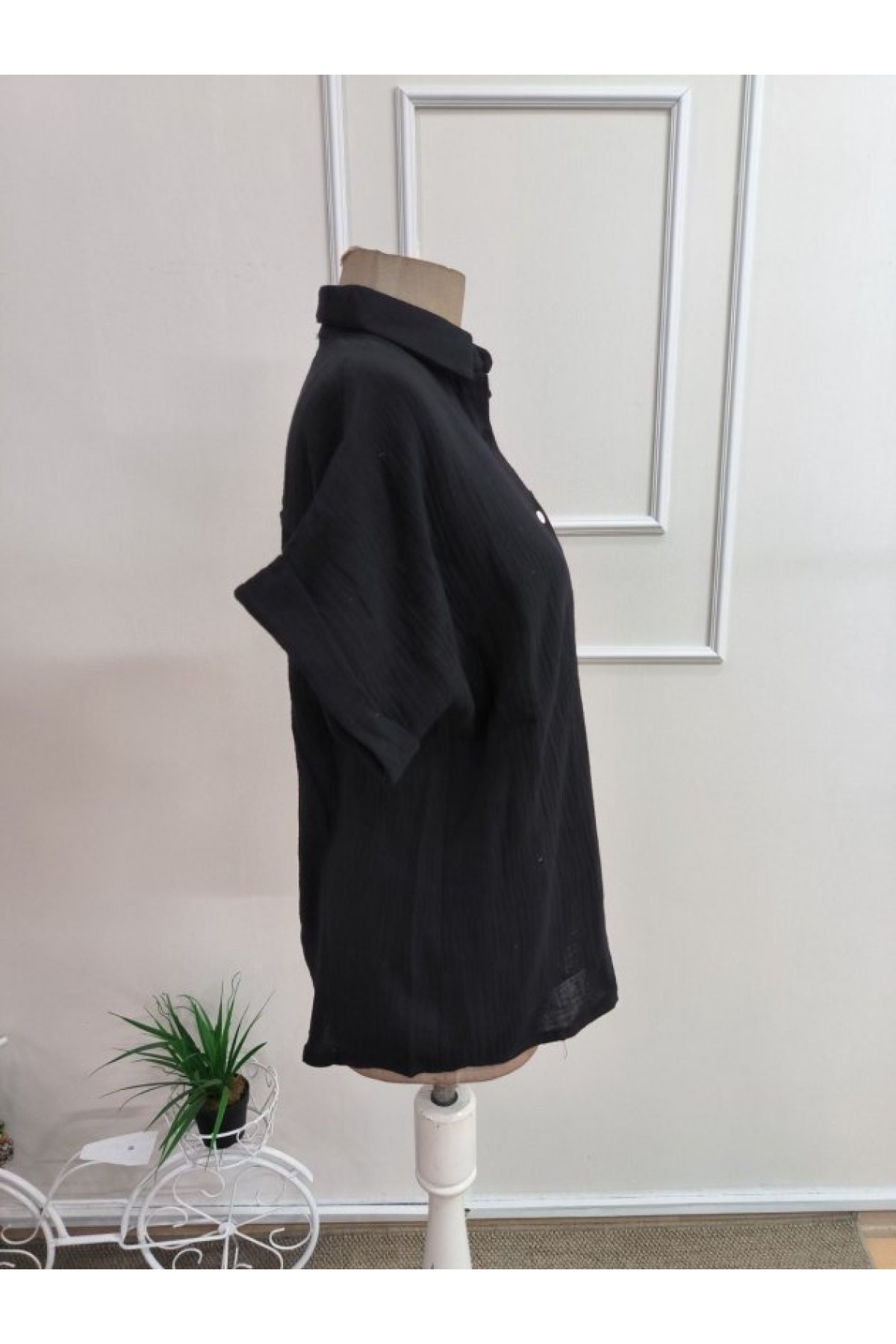 Women's Short-Sleeved Collared Button-Front Muslim Shirt