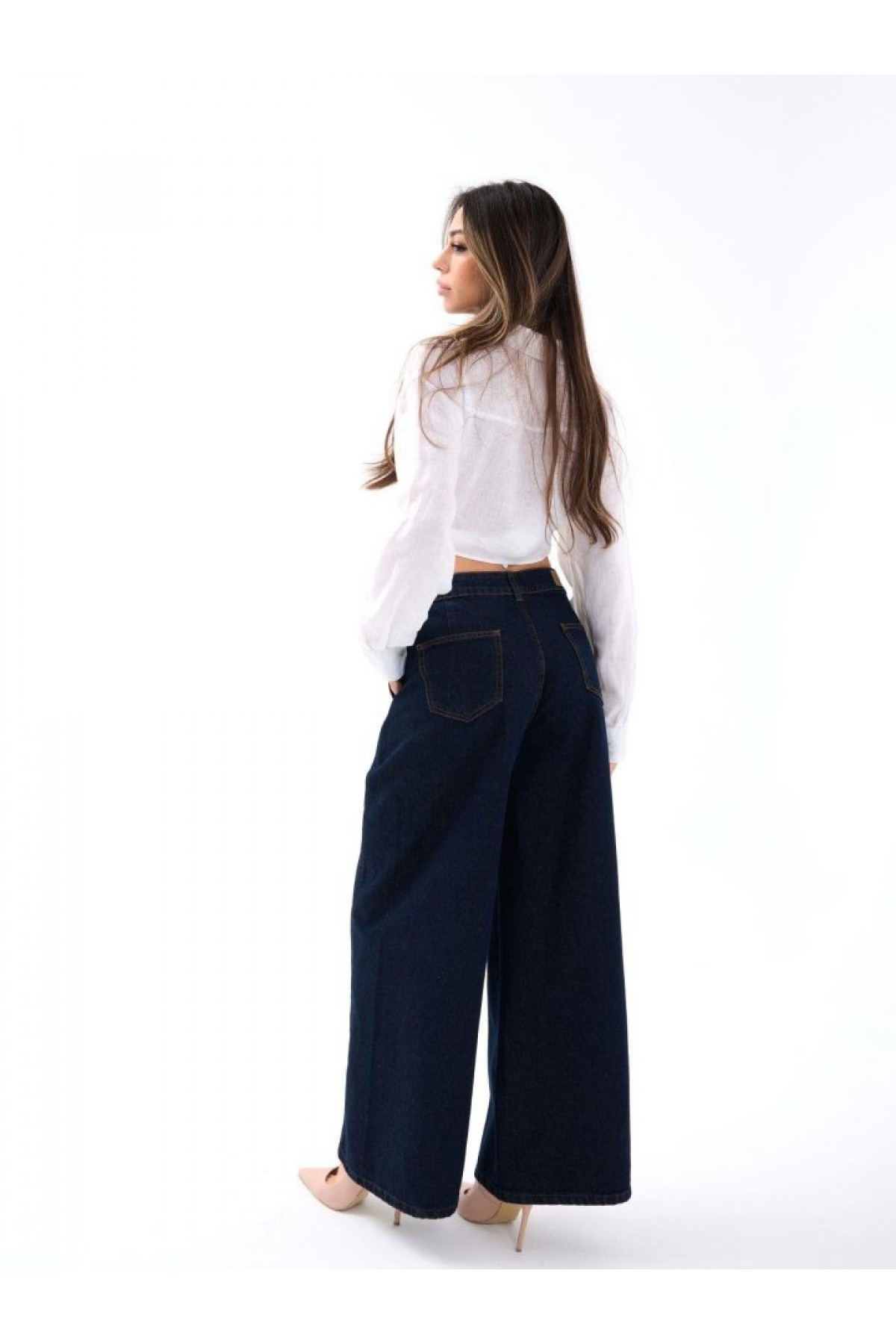 7437 JEANS