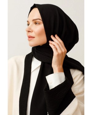 وشاح جاكار حريري بنمط حرف Z 