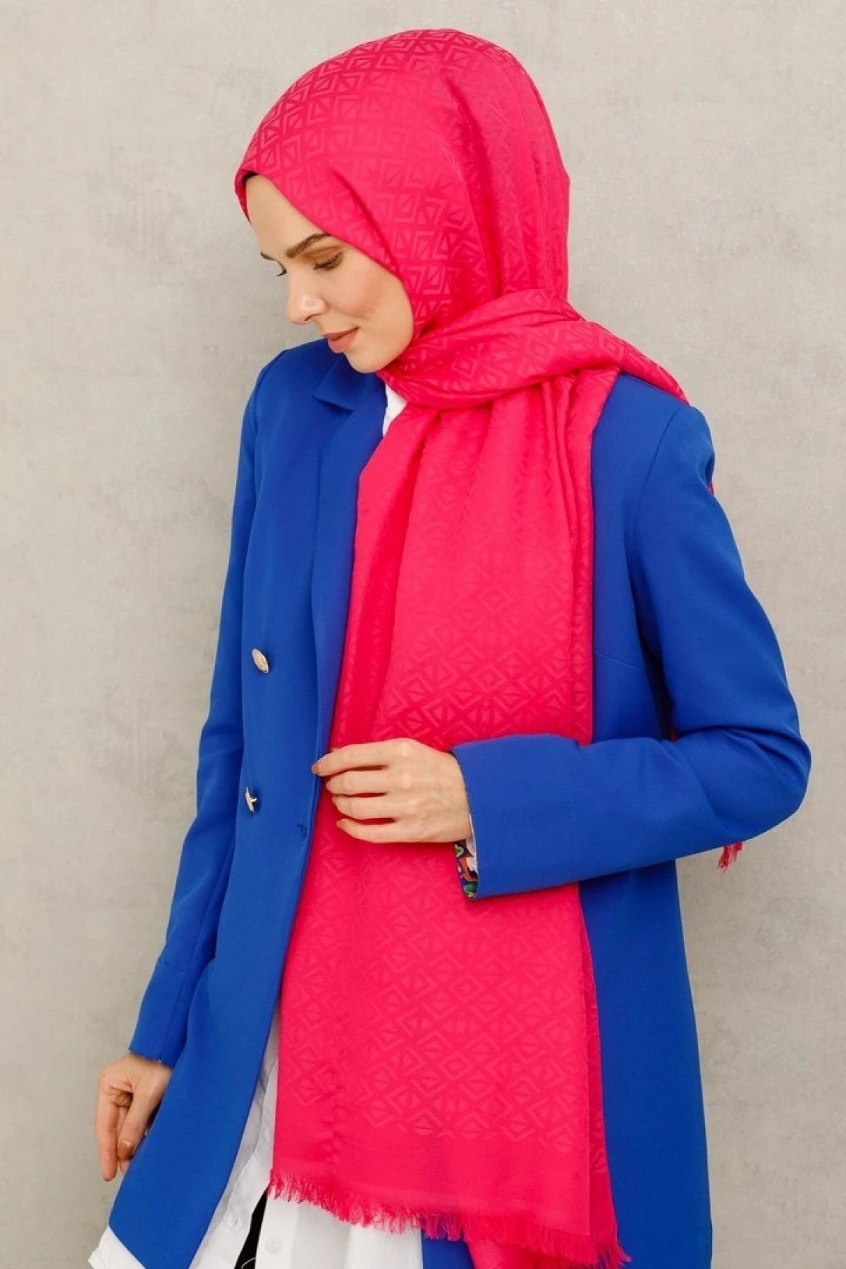 Triangle Pattern Cotton Jacquard Scarf 