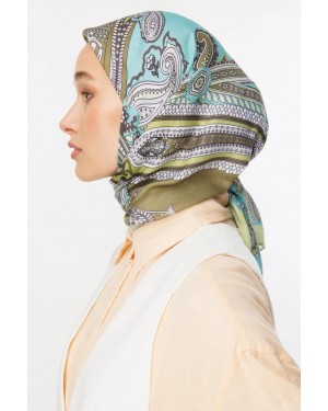 وشاح قطني بنقشة فيريل 