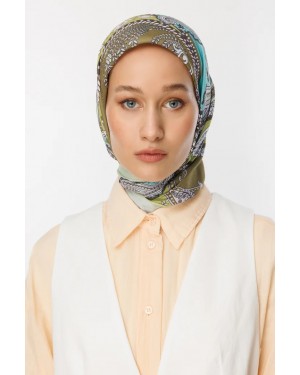 وشاح قطني بنقشة فيريل 