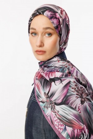 Larin Pattern Cotton Scarf 