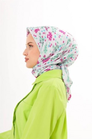 Hanging Pattern Pleated Scarf 
