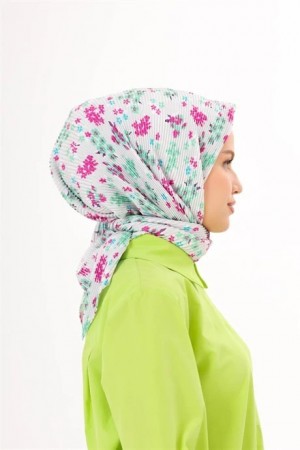 Hanging Pattern Pleated Scarf 