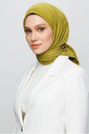 وشاح مطوي 