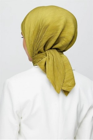 وشاح مطوي 