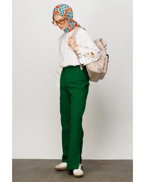 وشاح مطوي بنمط شيرا 