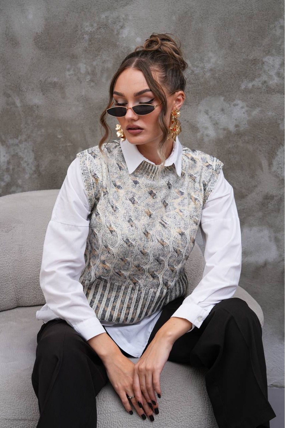 KNITWEAR SWEATER