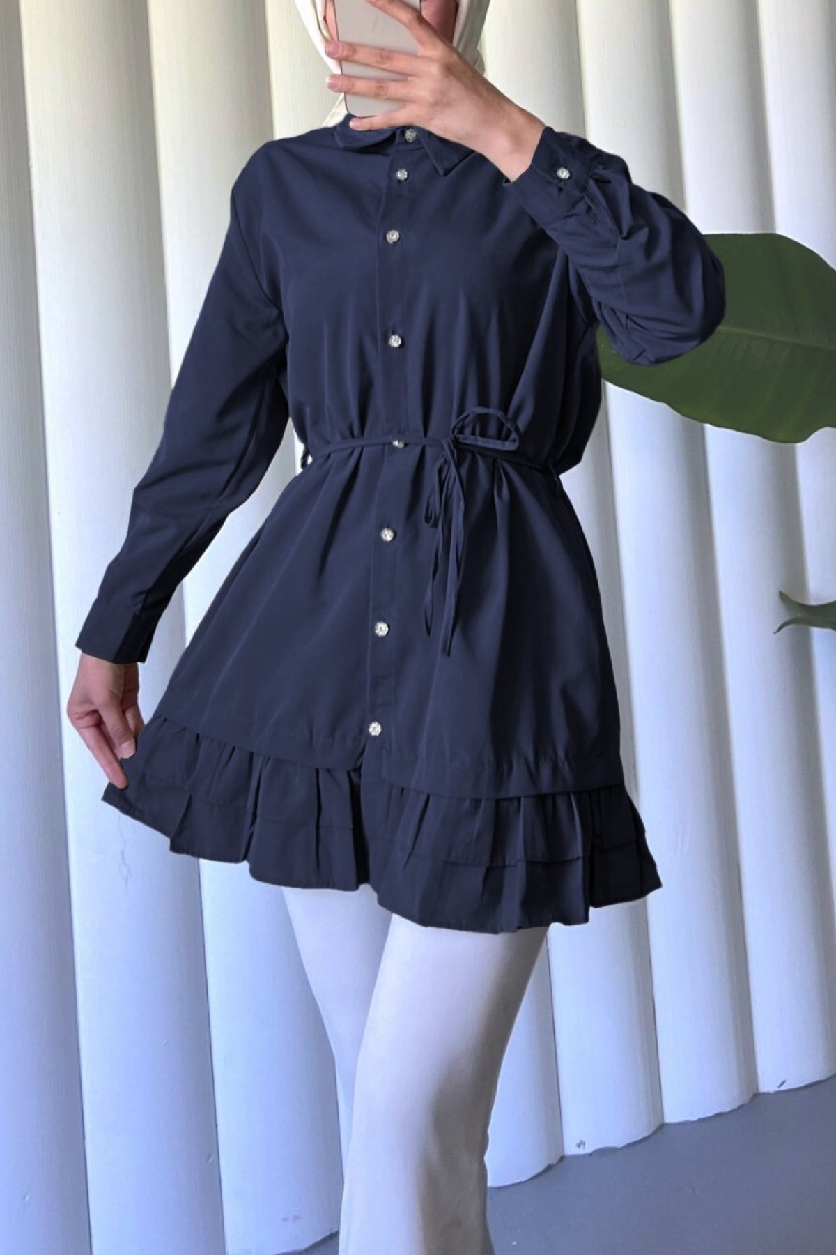 Poplin Shirt Tunic with Folded Ruffle Hem and Buttons -Navy blue