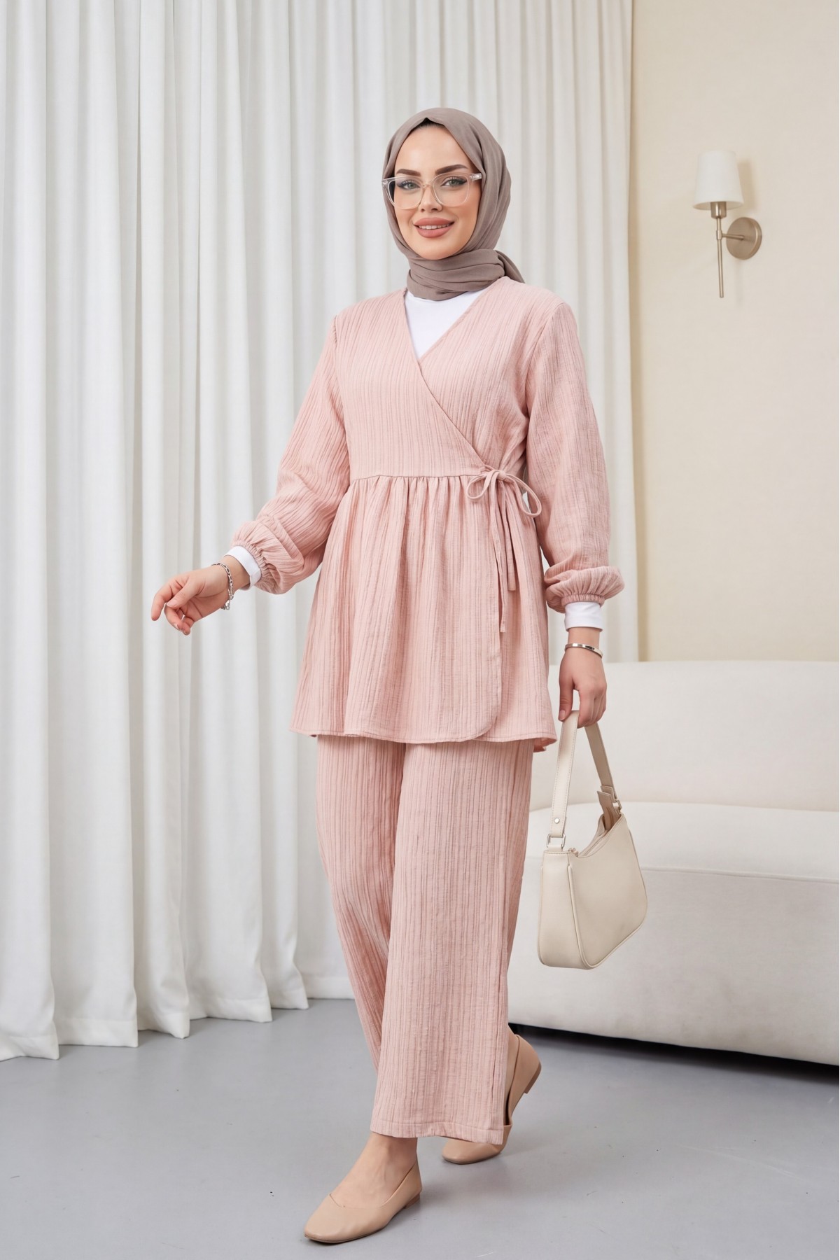 İçten Bağlamalı Tunik Bol Paça Pantolonlu Takım -Vizon